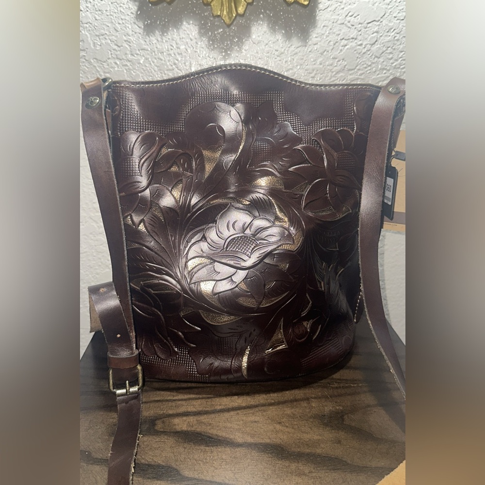 Patricia Nash Cut Out Tooled Leather Crossbody Sling NWT